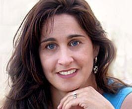 Lisa Soares Hale - Professional null Speaker