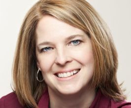 Jennifer Nielsen - Professional null Speaker