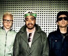 Drop City Yacht Club - Professional null Speaker