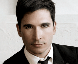 Lazaro Hernandez - Professional null Speaker