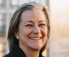 Colleen DeCourcy - Professional null Speaker