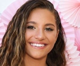 Maddie and Mackenzie Ziegler - Professional null Speaker