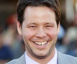 Ike Barinholtz - Professional null Speaker