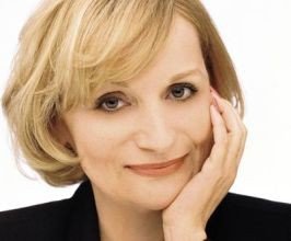 Sarah Ban Breathnach - Professional Speakers Booking