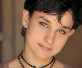 Bex Taylor-Klaus - Professional null Speaker