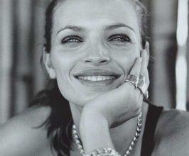 Esther Canadas - Professional null Speaker