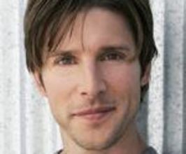 Daniel Kucan - Professional null Speaker
