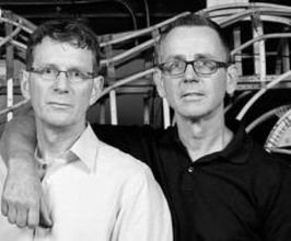 Handspring Puppet Company - Professional null Speaker