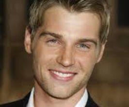 Mike Vogel - Professional null Speaker