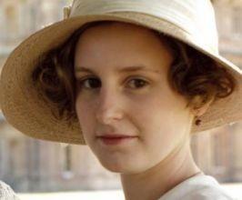 Laura Carmichael - Professional null Speaker