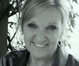 Elizabeth Marshall - Professional null Speaker