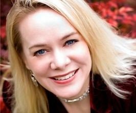 Marla Alupoaicei - Professional Speakers Booking