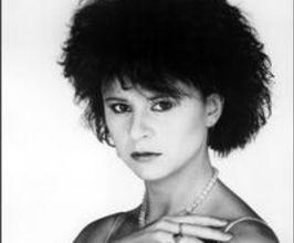 Tracey Ullman - Professional null Speaker
