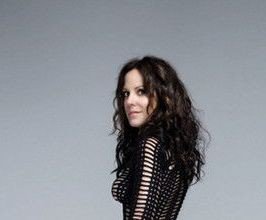Mary-Louise Parker - Professional null Speaker