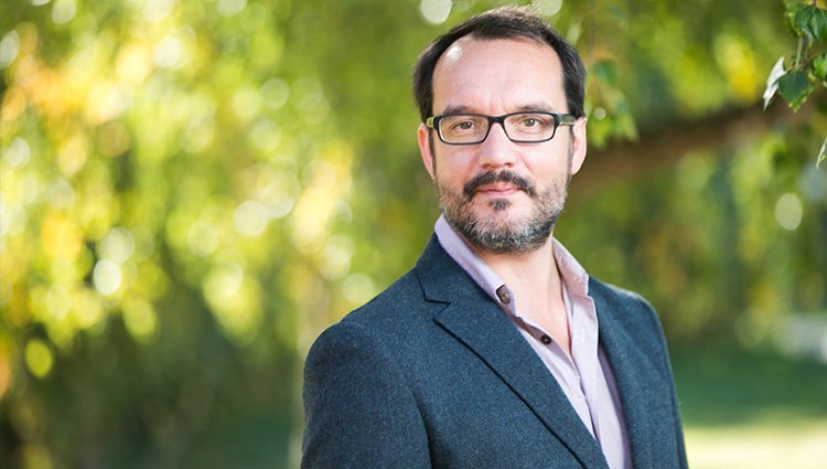 David McCandless - Professional Speakers Booking