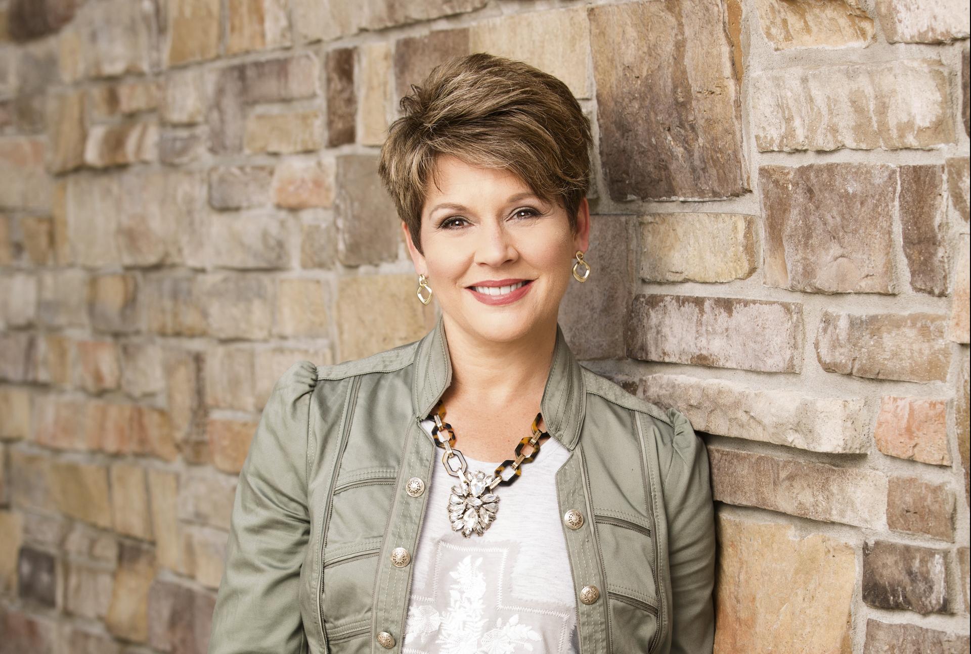 Jennifer Rothschild - Professional null Speaker