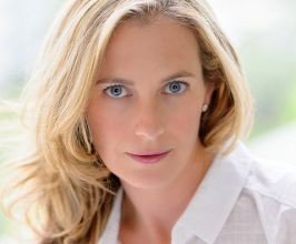 Lauren Weisberger - Professional null Speaker