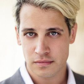 Milo Yiannopoulos - Professional null Speaker