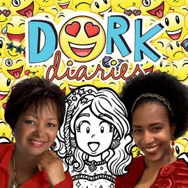 Rachel Renee Russell and Nikki Russell - Professional null Speaker