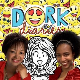 Rachel Renee Russell and Nikki Russell - Professional null Speaker