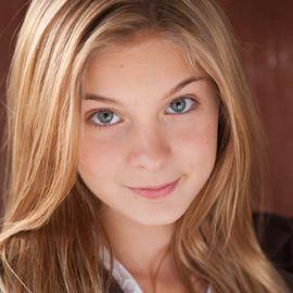 Brighton Sharbino - Professional null Speaker