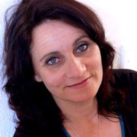 Monique Strydom - Professional null Speaker