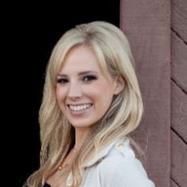 Allison Trowbridge - Professional null Speaker