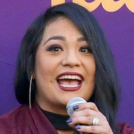 Suzette Quintanilla - Professional null Speaker