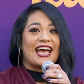 Suzette Quintanilla - Professional null Speaker