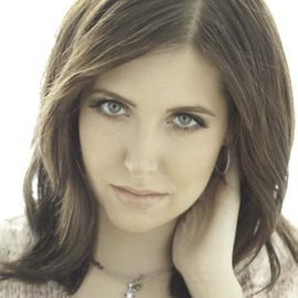 Francesca Battistelli - Professional null Speaker