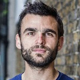 Julian Sayarer - Professional null Speaker