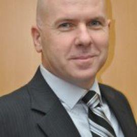 Dr. Simon Adams - Professional null Speaker