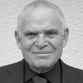 Edward N. Luttwak - Professional null Speaker
