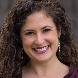 Elena Chavez Quezada - Professional null Speaker