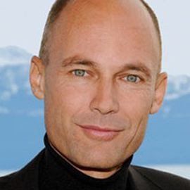 Dr. Bertrand Piccard - Professional null Speaker