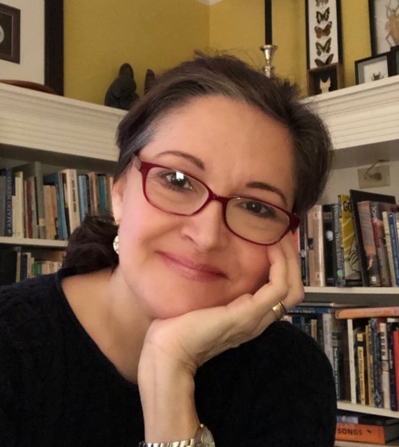 Carmen Agra Deedy - Professional Speakers Booking