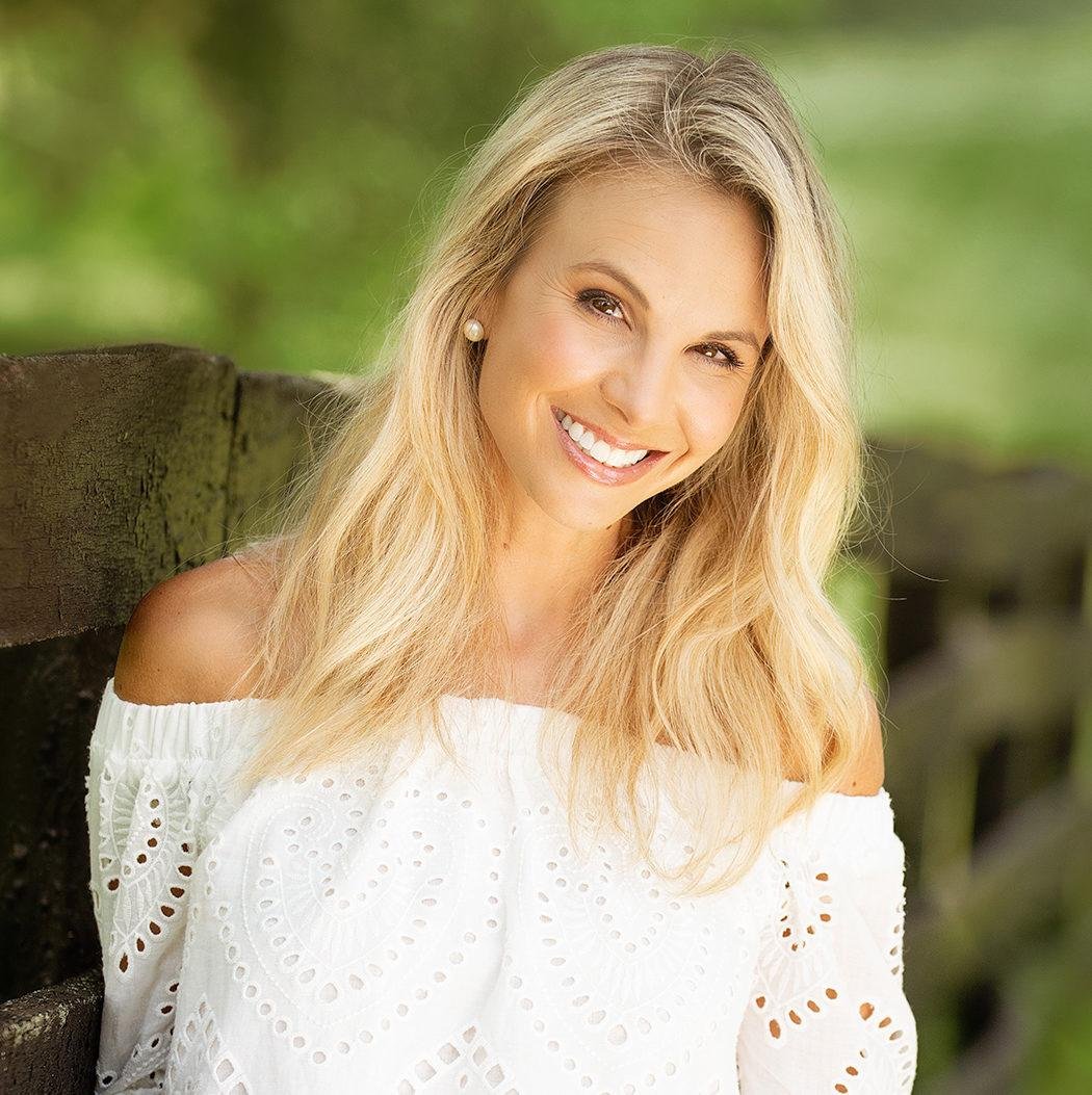 Elisabeth Hasselbeck - Professional Speakers Booking