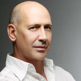 Carmen Marc Valvo - Professional null Speaker