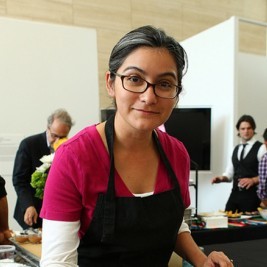 Dahlia Narvaez - Professional null Speaker