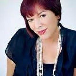 Evelyn Lundstrom - Professional null Speaker