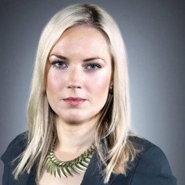 Stella English - Professional null Speaker