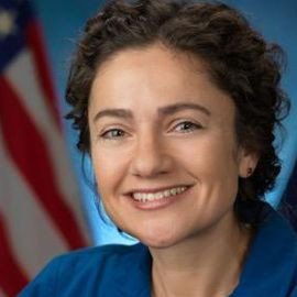 Jessica Meir - Professional Speakers Booking