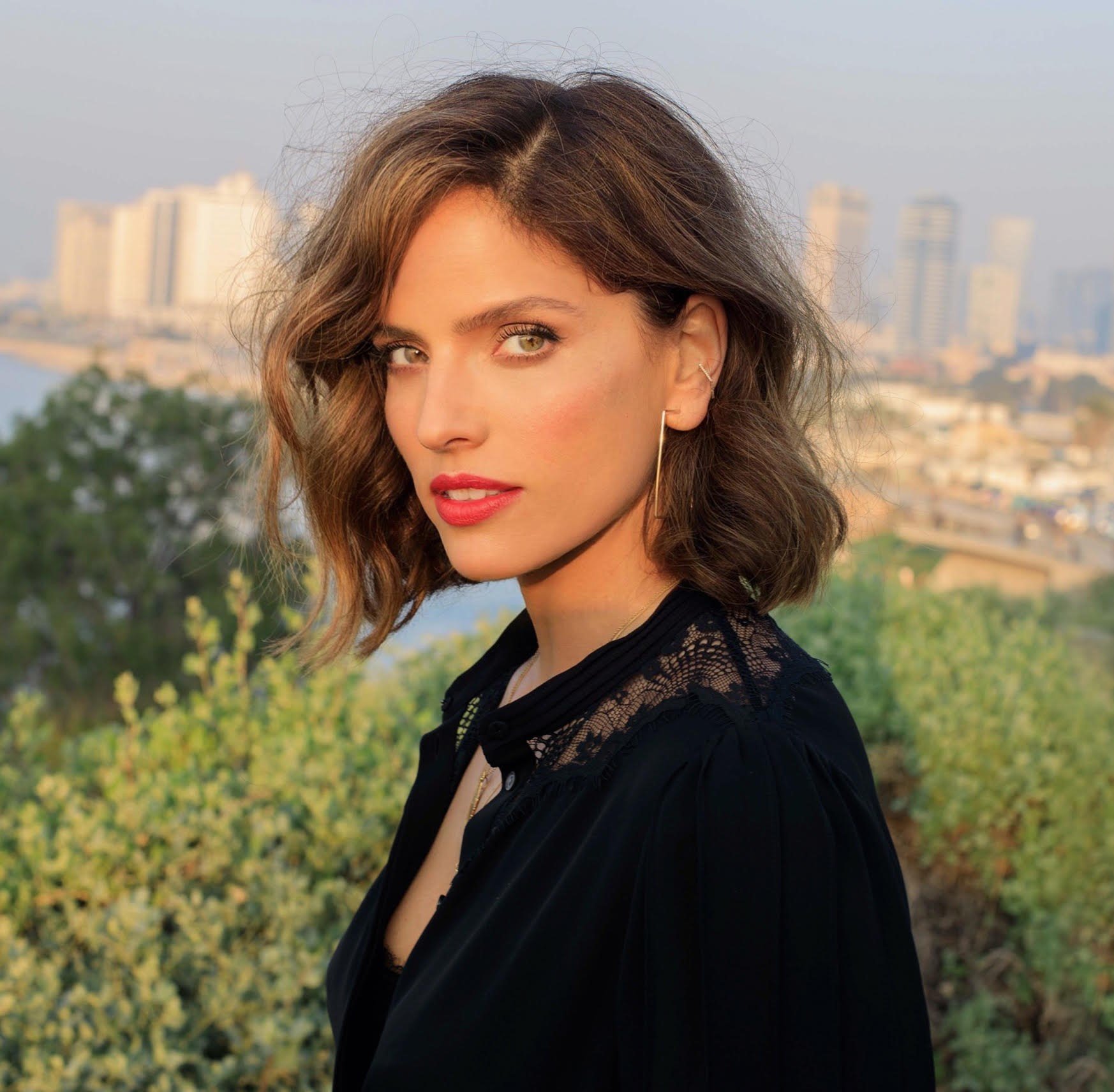 Noa Tishby - Professional null Speaker