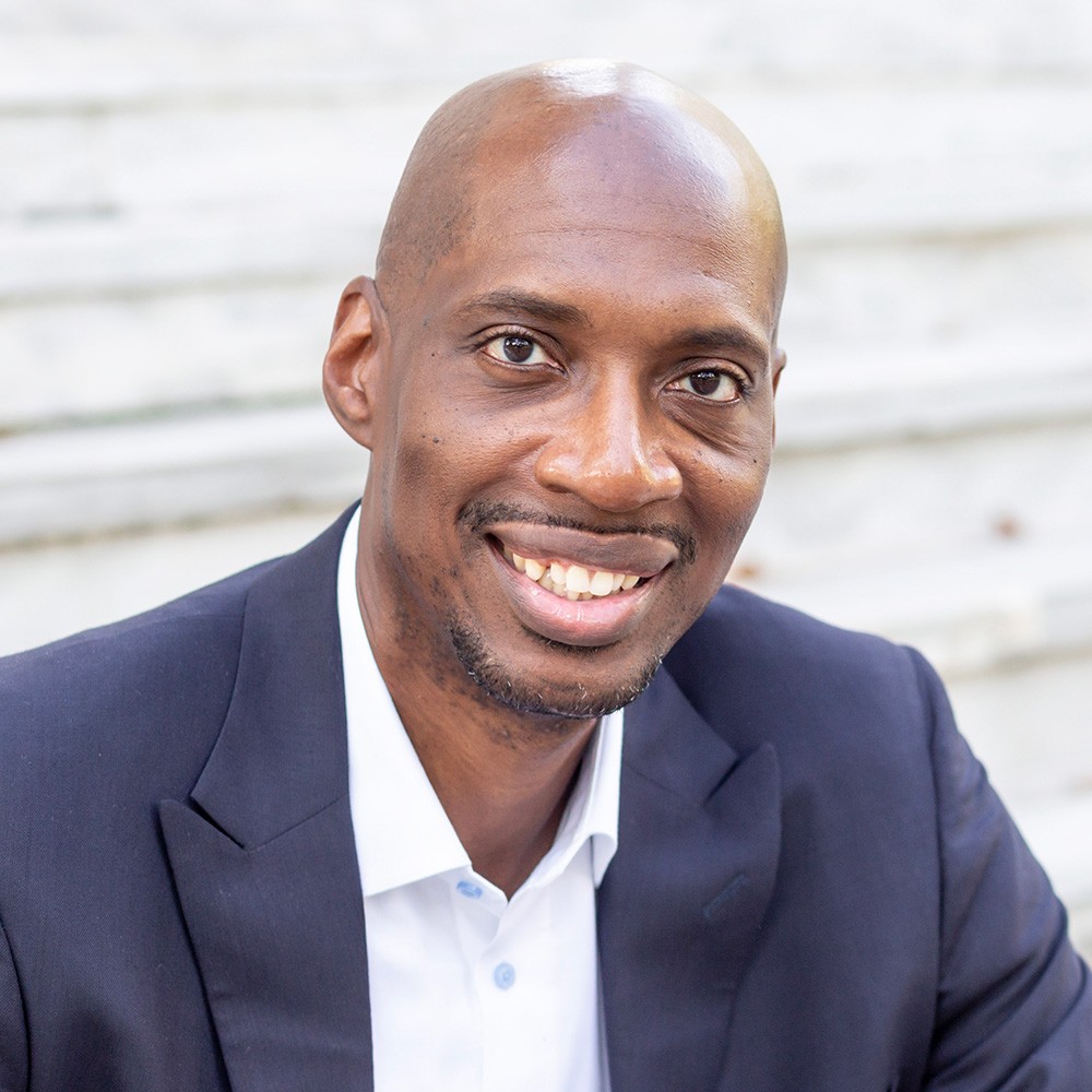 Steven Bollar - Professional null Speaker