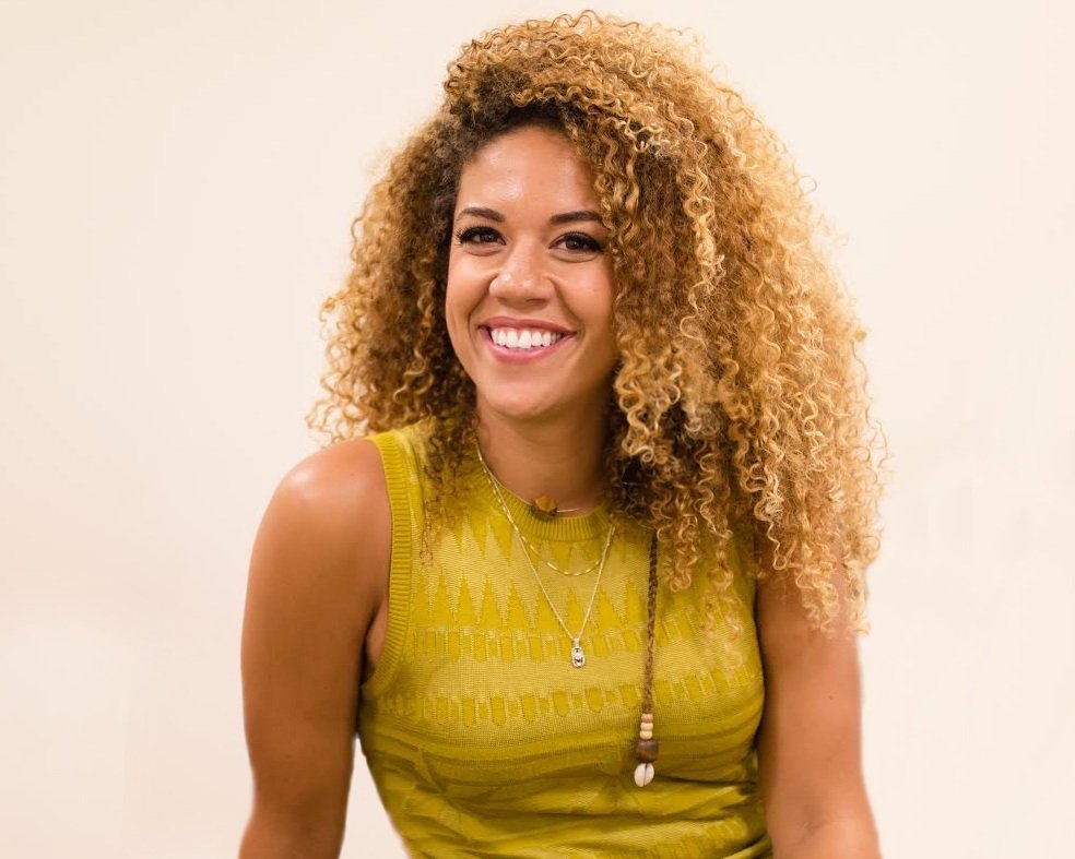 Carri Twigg - Professional Speakers Booking