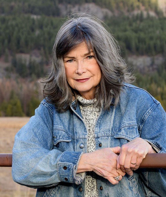 Delia Owens - Professional Speakers Booking