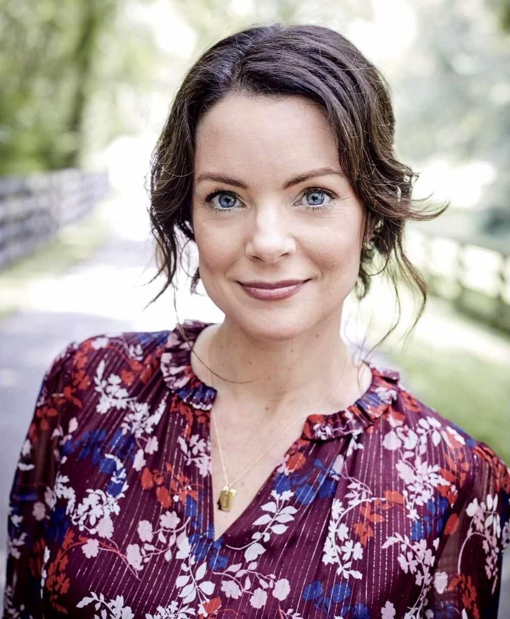 Kimberly Williams-Paisley - Professional null Speaker