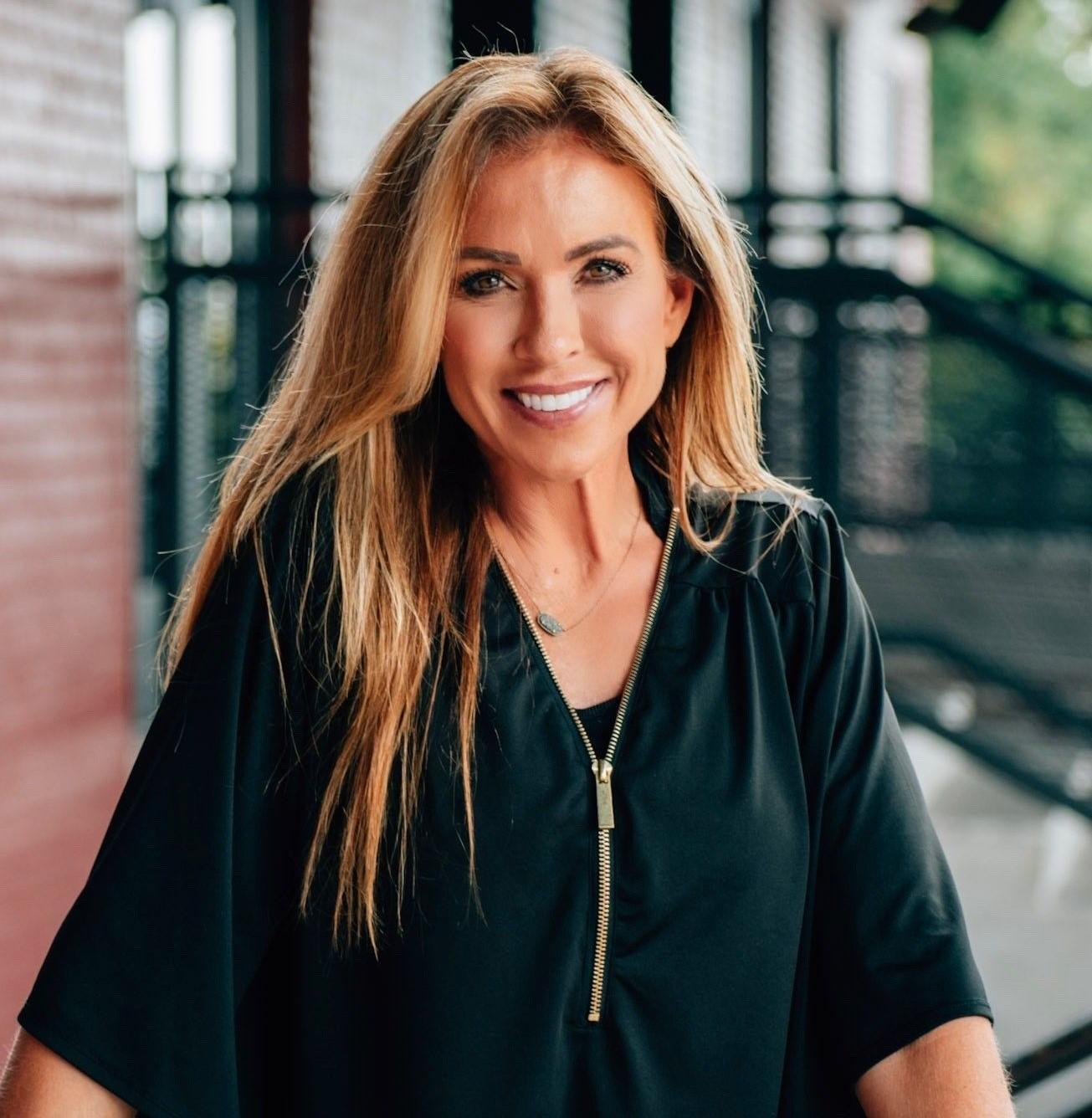 Monica Aldama - Professional Speakers Booking