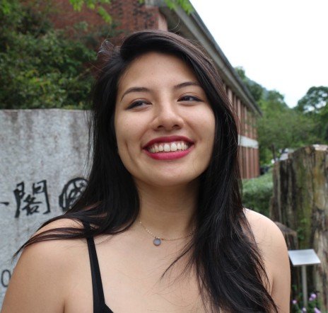 Andrea Barrica - Professional null Speaker