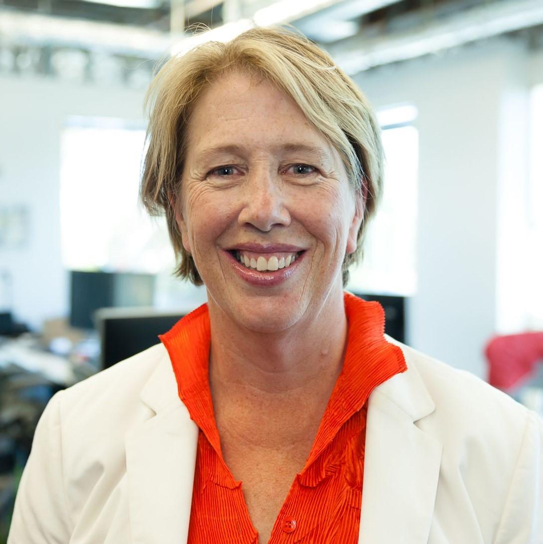 Mary Lou Jepsen - Professional Speakers Booking